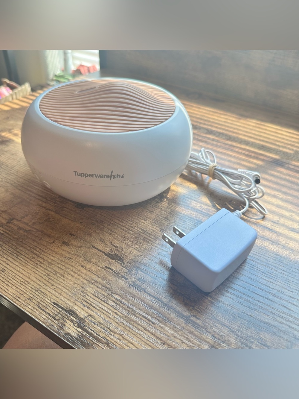 Tupperware Home Sonic Mist Ultrasonic Diffuser Wood-Look Lid LED Lights